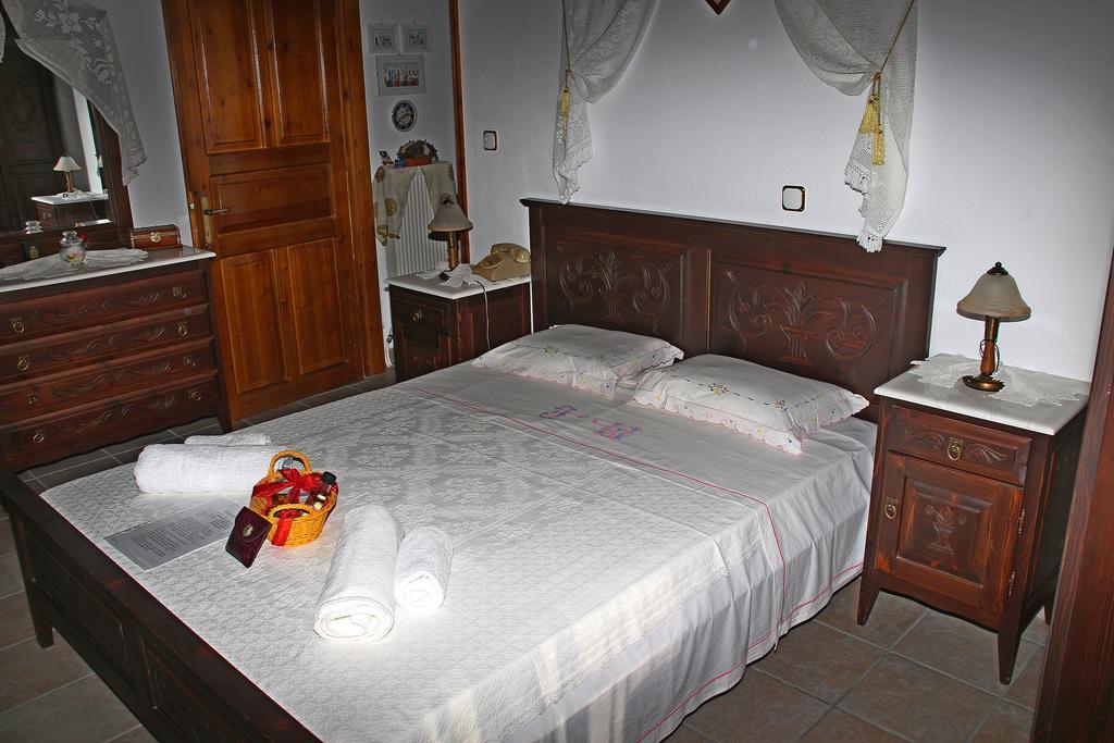 Villa Katoikia Me Ta Pitharia Prínos Exterior foto